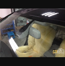 A6L 記錄儀，無鑰匙進(jìn)入及電尾門安裝。