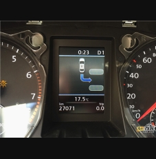 自動泊車，邁騰原廠升級。