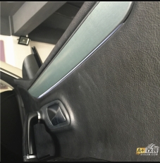 門板氣氛燈CC原廠升級。