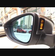 GLI變道輔助原廠升級(jí)。