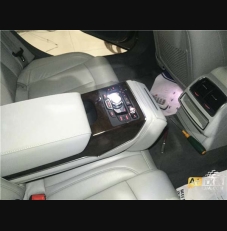 后排MMI，倒影，A6L 原廠升級。
