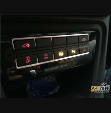 自動(dòng)泊車， 17 夏朗原廠升級(jí)