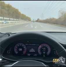 ACC 夜視，變道，胎壓，抬頭顯示。C8 原廠升級(jí)