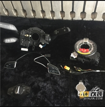 后排出風，自動大燈，多功能方向盤，巡航定速，奧迪Q5原廠升級